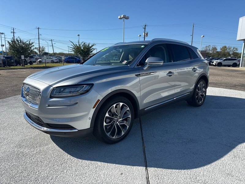 Used 2023 Lincoln Nautilus Reserve w/ Equipment Group 201A image 2