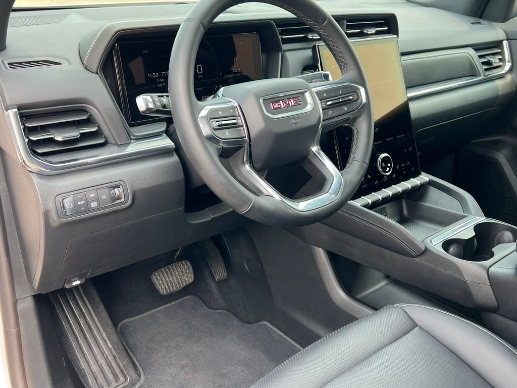 Used 2025 GMC Terrain Elevation w/ Elevation Premium Package AWD/4WD image 18