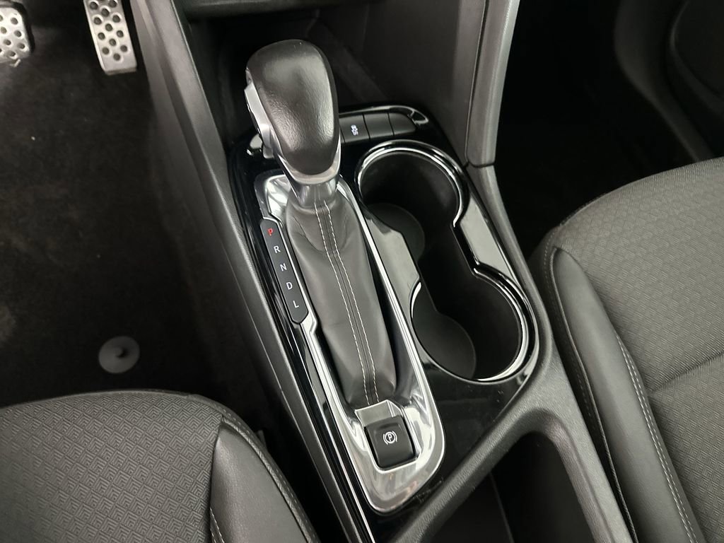 Certified 2023 Buick Encore GX Select w/ Sport Touring Package FWD image 19