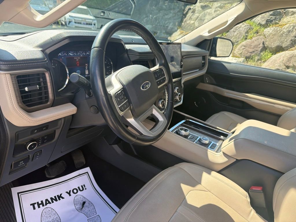 Used 2023 Ford Expedition Limited AWD/4WD image 15
