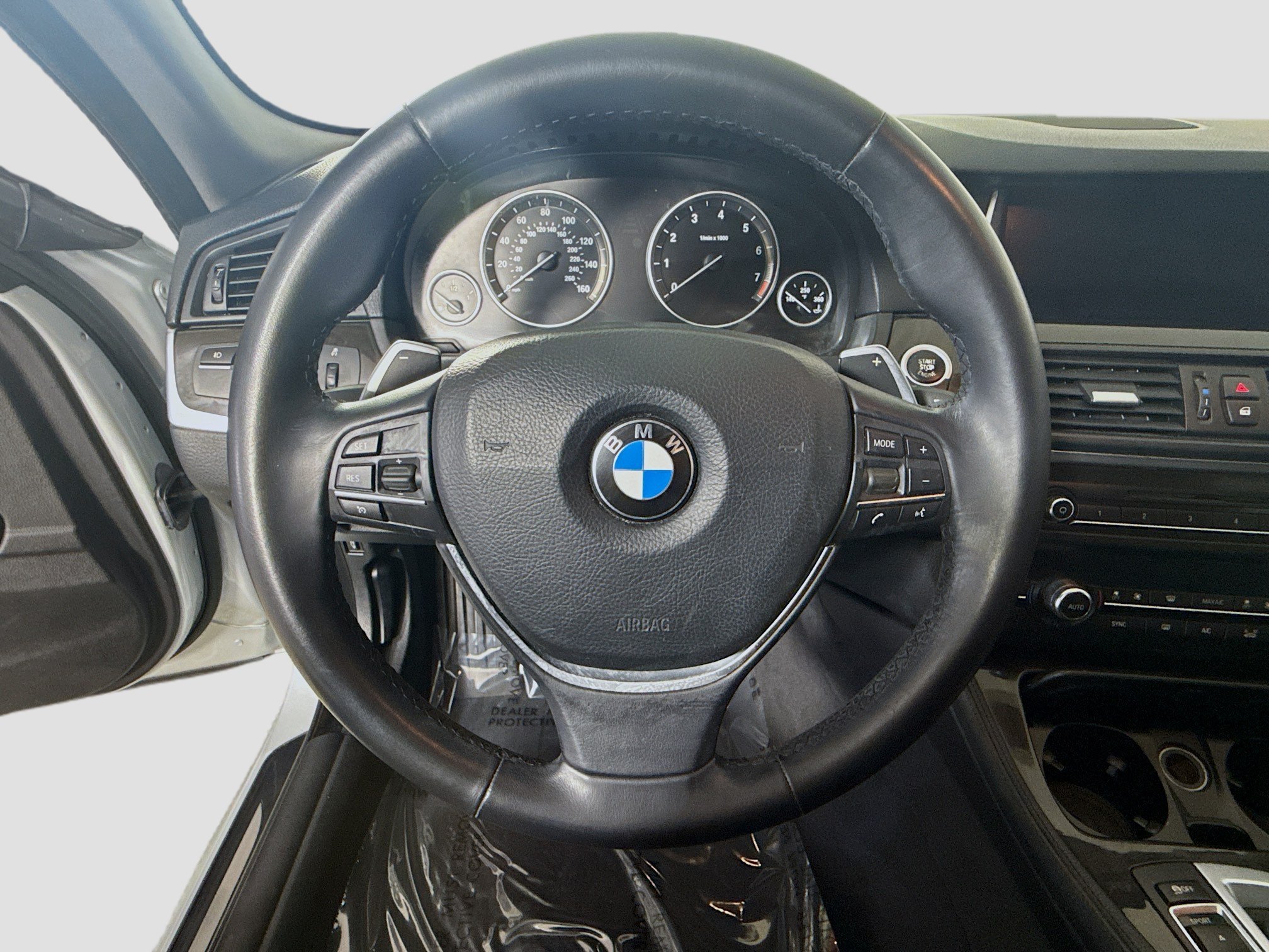Used 2016 BMW 528i Sedan RWD image 13