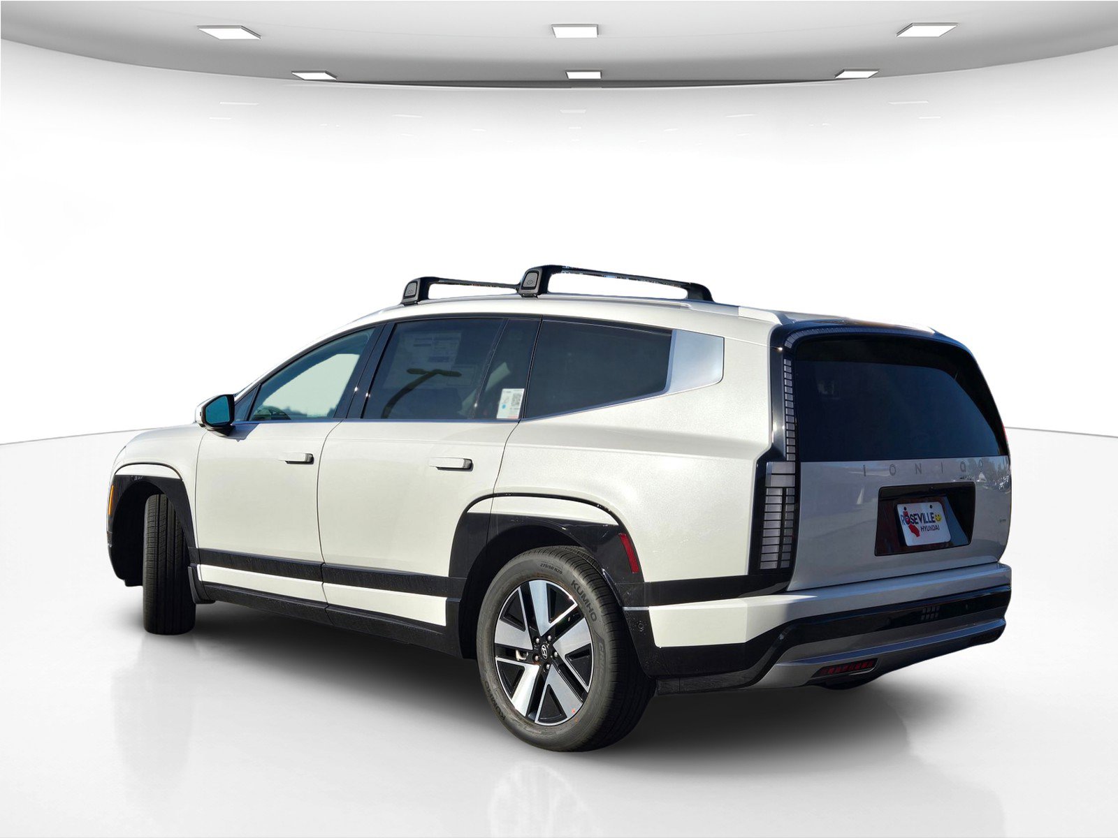 New 2026 Hyundai Ioniq 9 SEL image 5