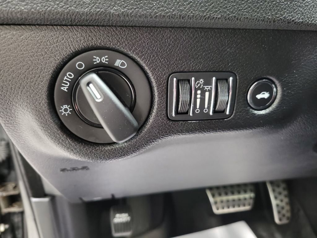 Certified 2023 Dodge Charger GT w/ Technology Group AWD/4WD image 33