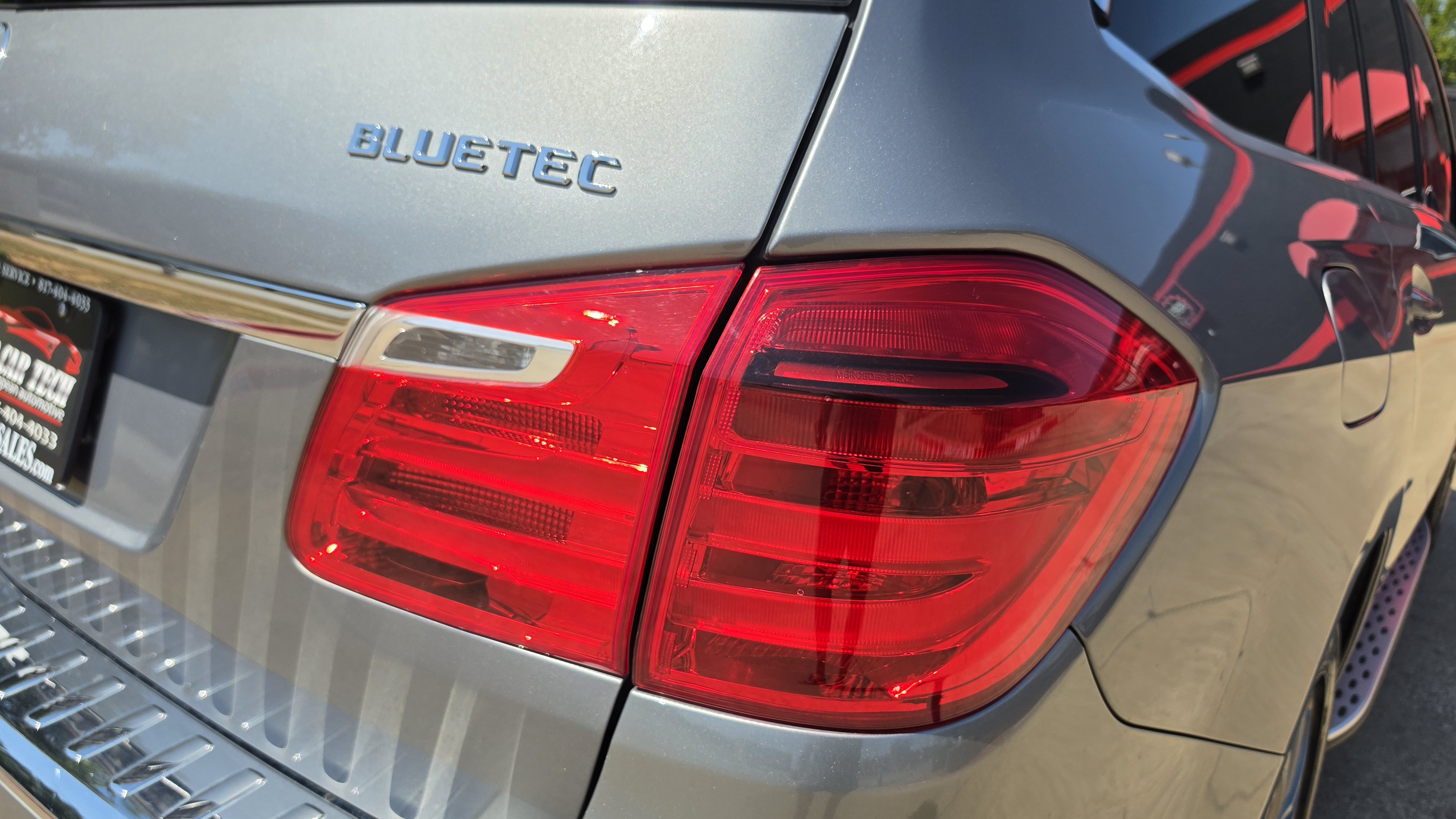 Used 2015 Mercedes-Benz GL 320 BlueTEC 4MATIC w/ Premium I Package image 9