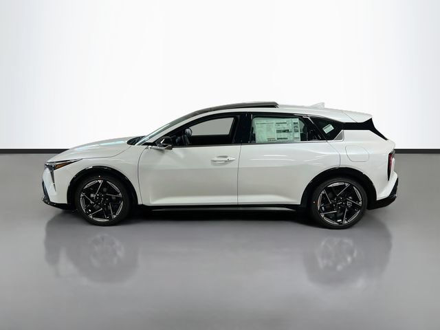 New 2026 Kia K4 GT-Line w/ GT-Line Premium Package FWD image 4