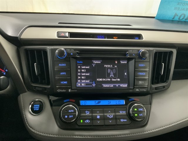 Used 2015 Toyota RAV4 Limited w/ Technology Package AWD/4WD image 26