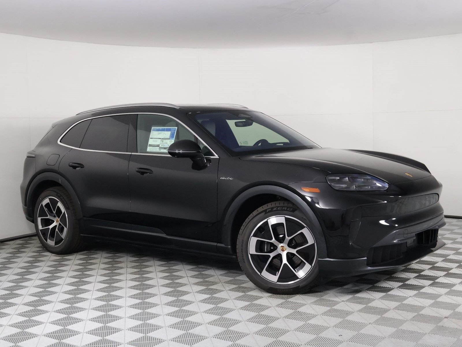 New 2026 Porsche Cayenne Electric AWD/4WD image 9