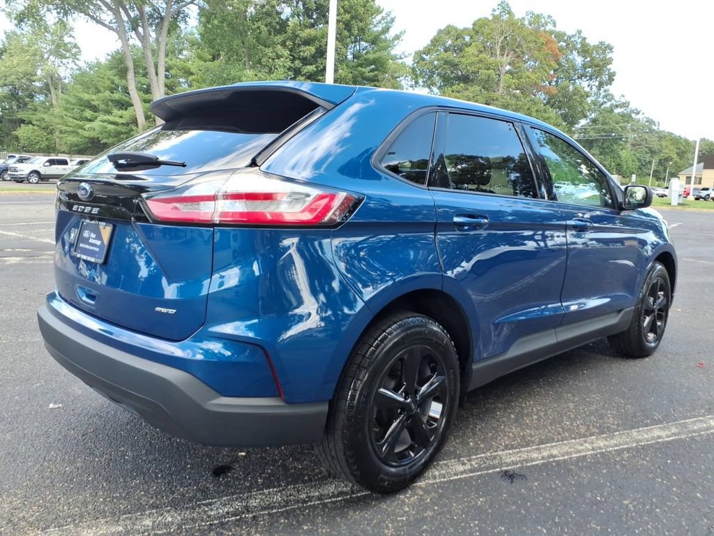 Used 2024 Ford Edge SE AWD/4WD image 2