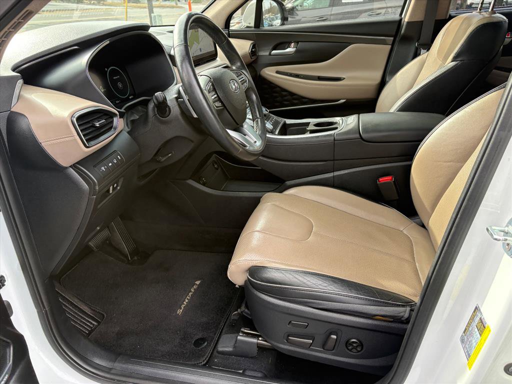 Used 2021 Hyundai Santa Fe Limited image 16