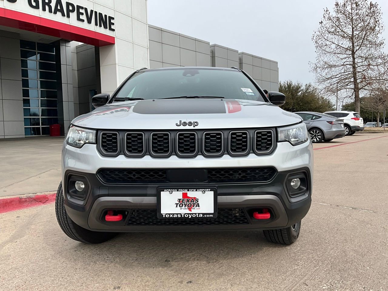 Used 2025 Jeep Compass Trailhawk w/ Trailer Tow Group image 3