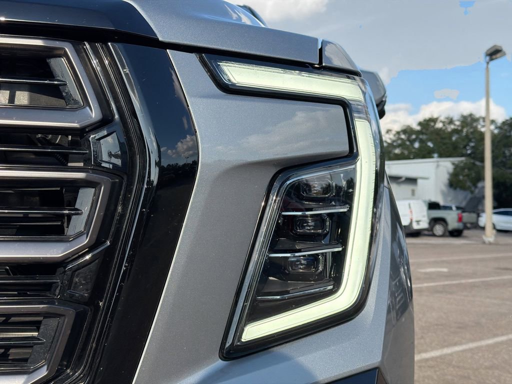 Used 2025 GMC Yukon AT4 Ultimate image 9