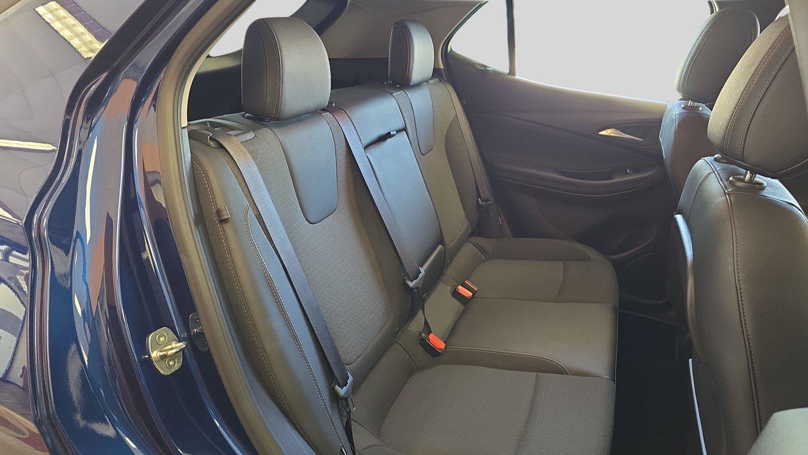 Used 2022 Buick Encore GX Select FWD image 17