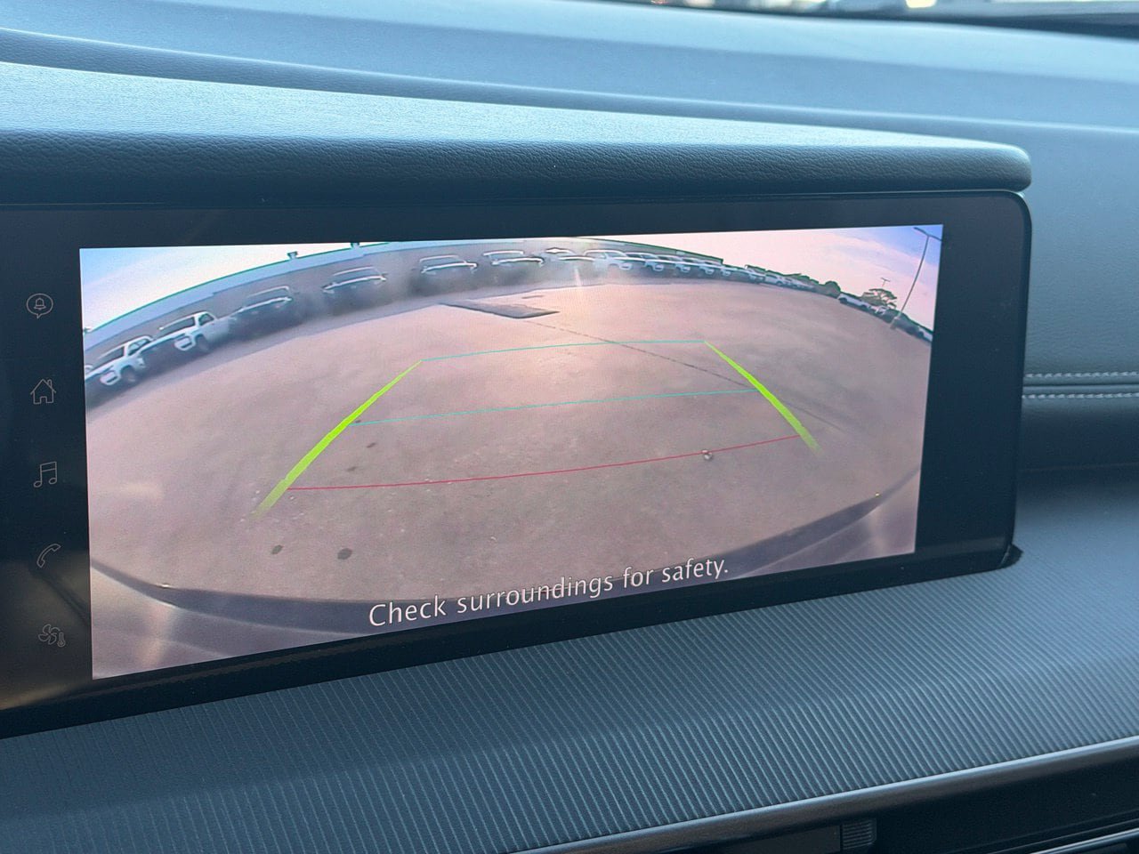 Certified 2025 Nissan Murano SV FWD image 18