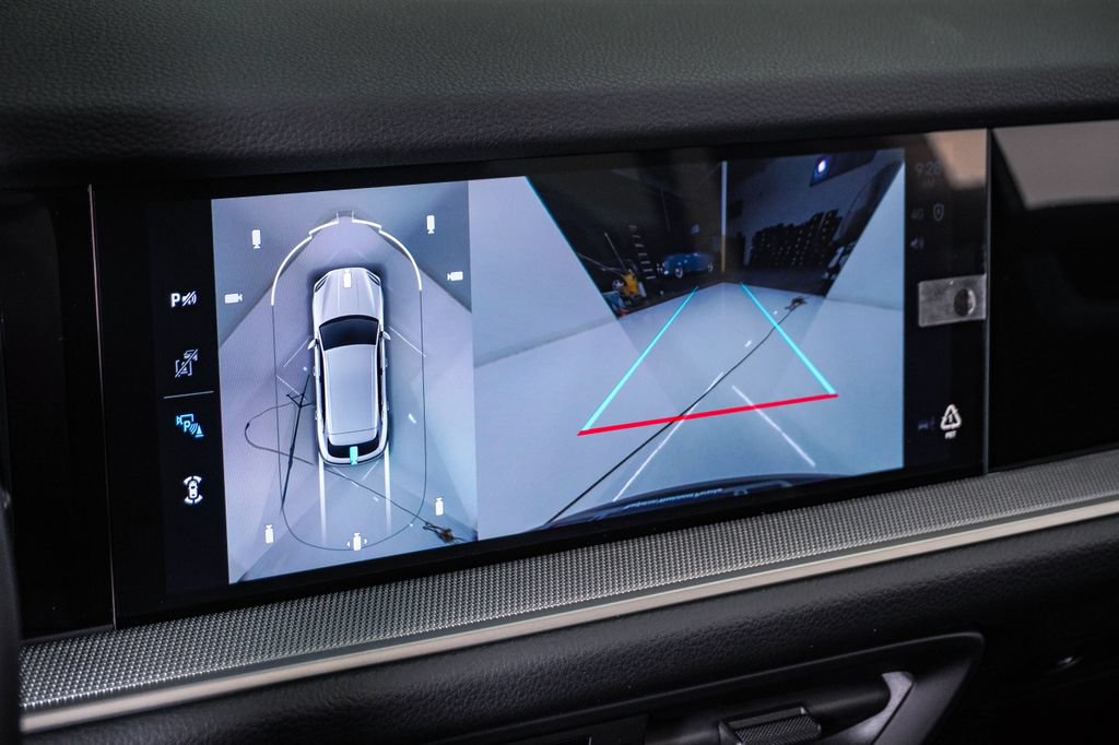 New 2026 Porsche Cayenne AWD/4WD image 23
