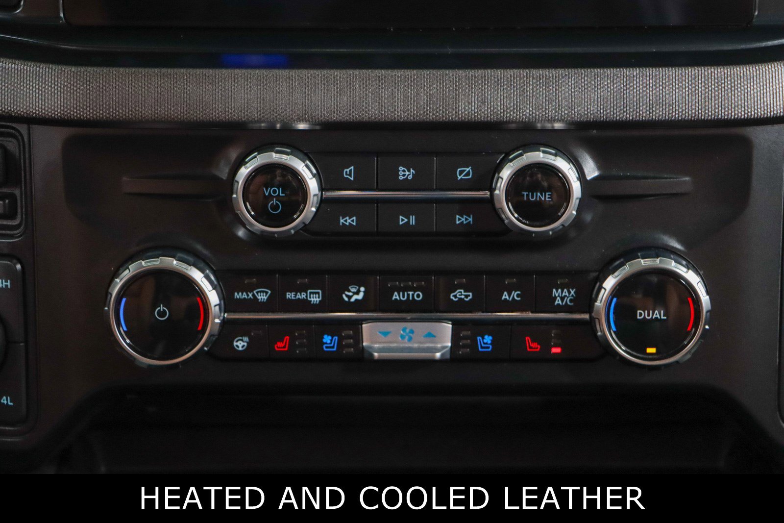 Used 2024 Ford F250 Platinum w/ FX4 Off-Road Package image 22