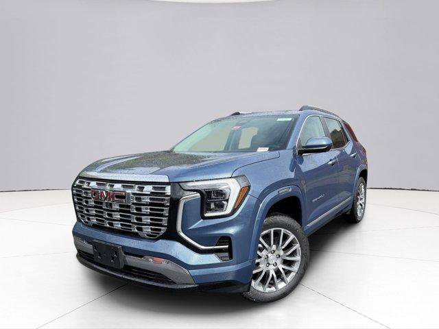Used 2026 GMC Terrain Denali AWD/4WD image 1
