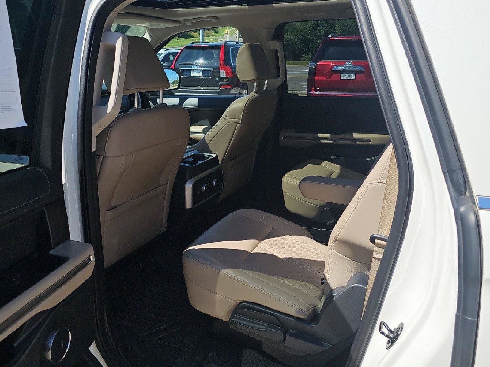 Used 2022 Ford Expedition Max XLT AWD/4WD image 25