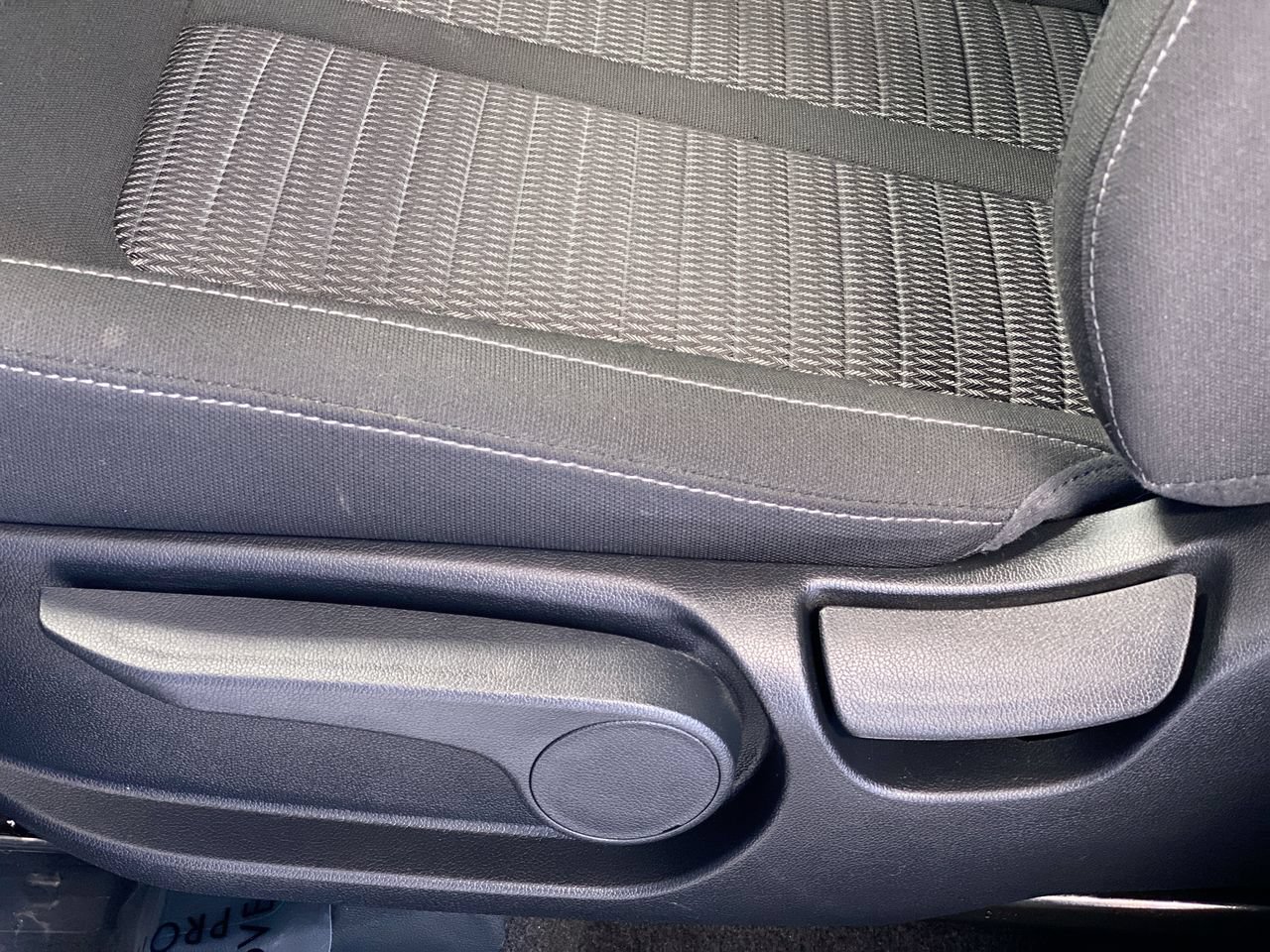 Certified 2026 Kia Sorento LX FWD image 17