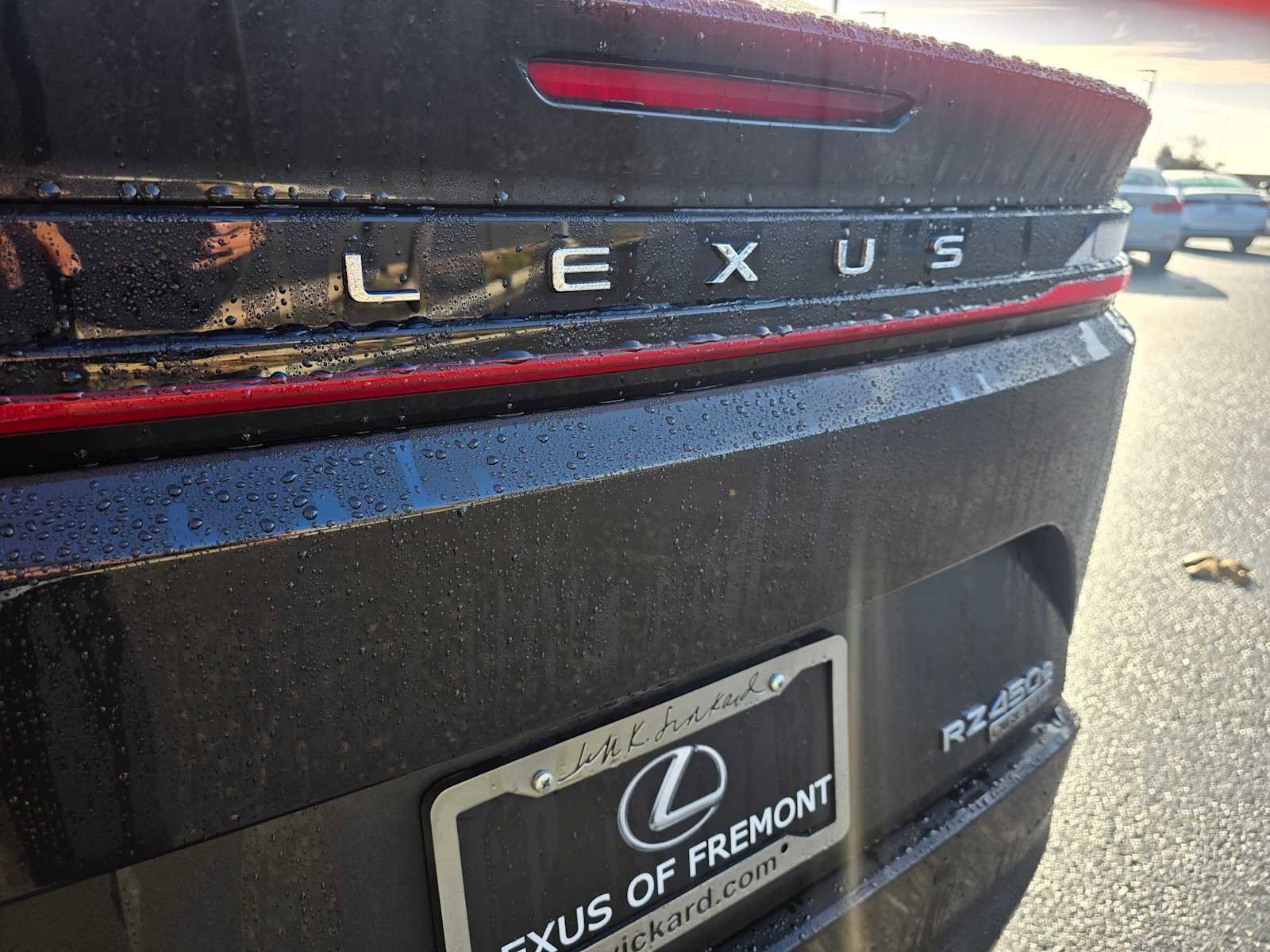 Used 2023 Lexus RZ 450e Premium image 16