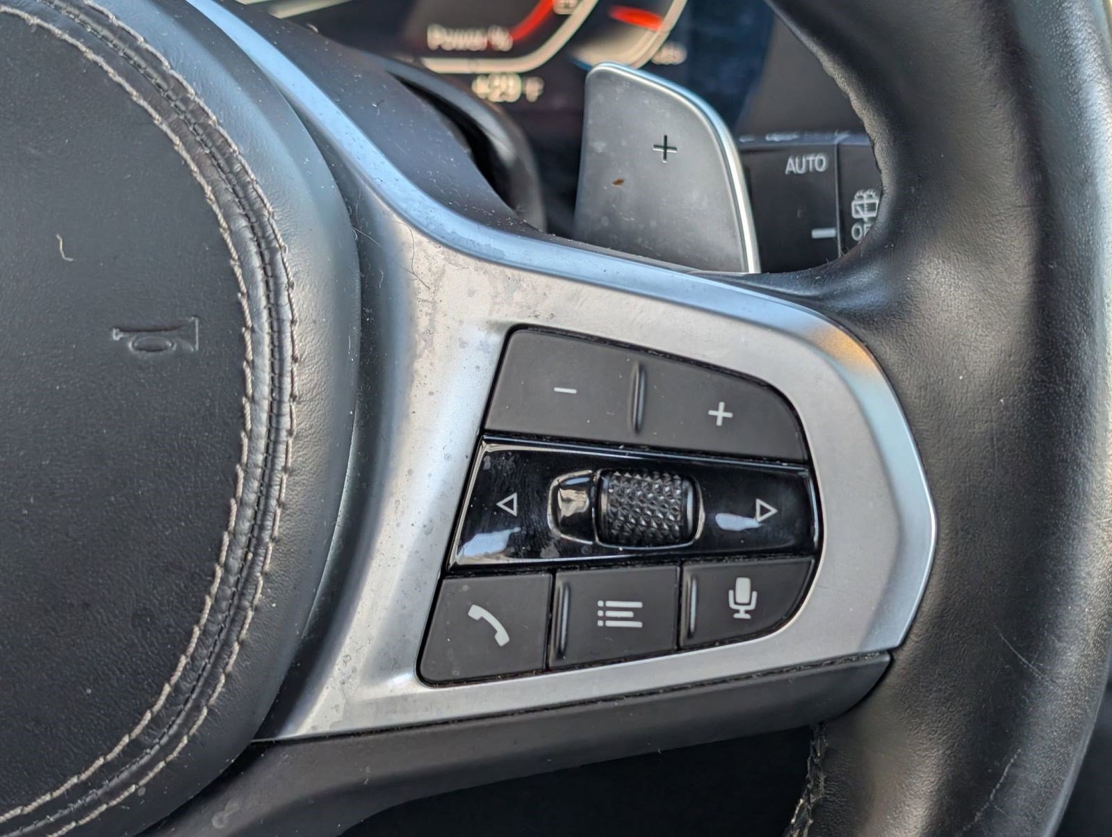 Used 2023 BMW X5 xDrive40i w/ M Sport Package image 23