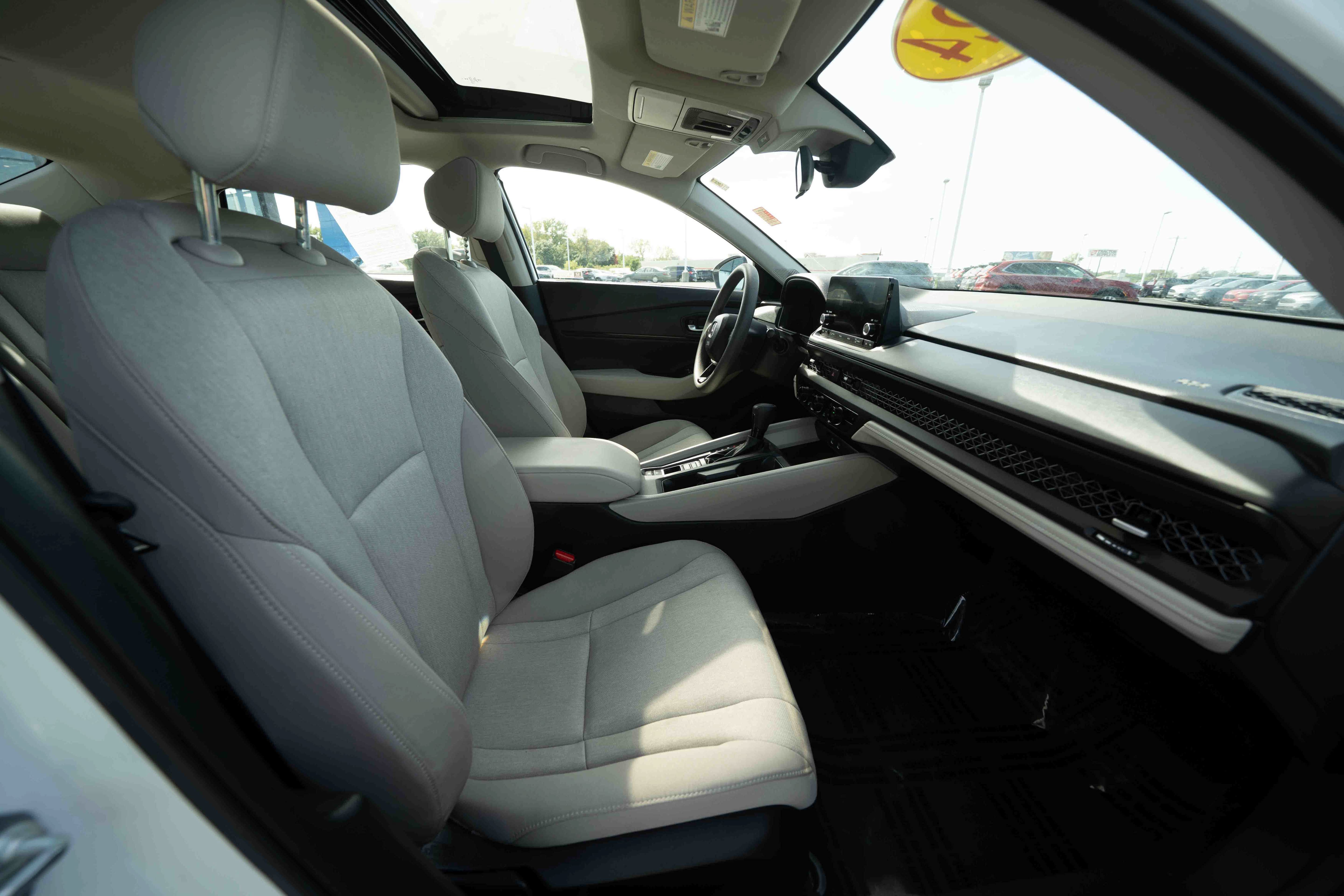 Used 2024 Honda Accord EX image 26