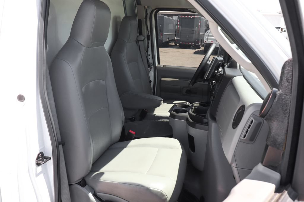 Used 2024 Ford E-450 and Econoline 450 Super Duty w/ Power Windows & Locks Group RWD image 34