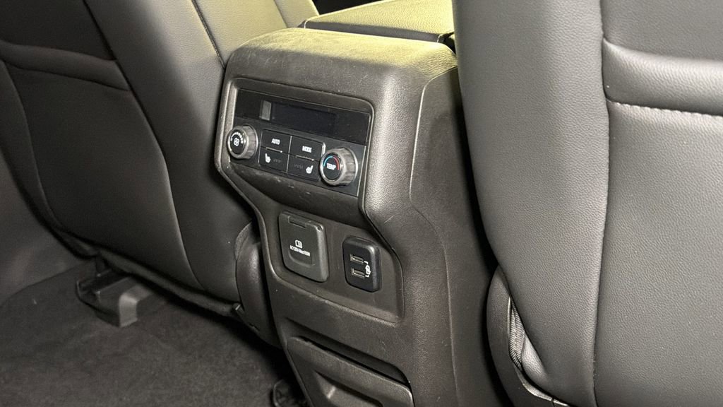 Used 2018 GMC Acadia SLT w/ LPO, Floor Liner Package image 13