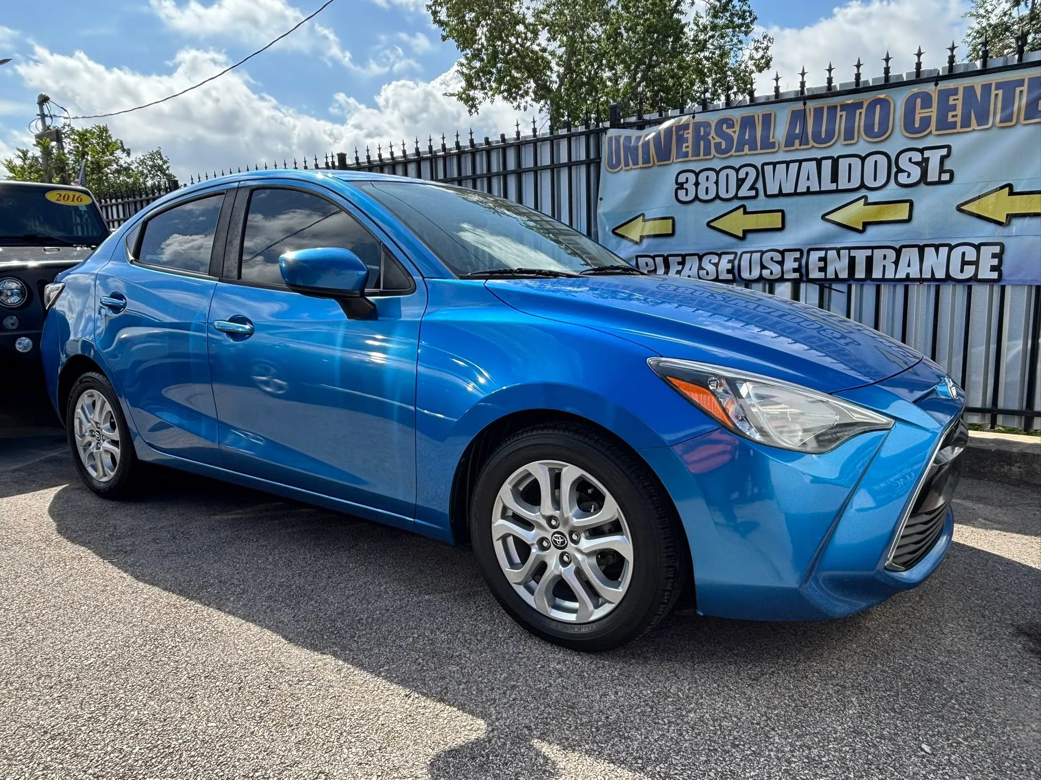 Used 2018 Toyota Yaris iA FWD image 1
