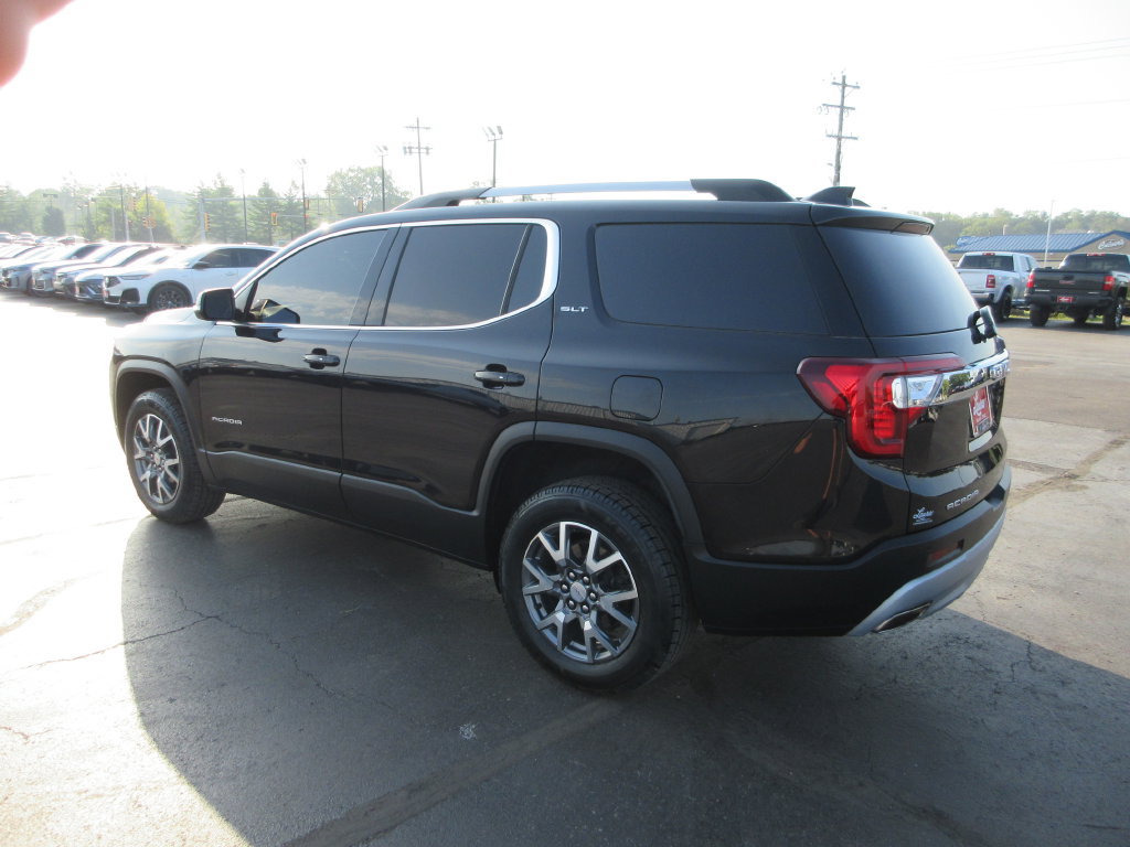 Certified 2023 GMC Acadia SLT FWD image 10