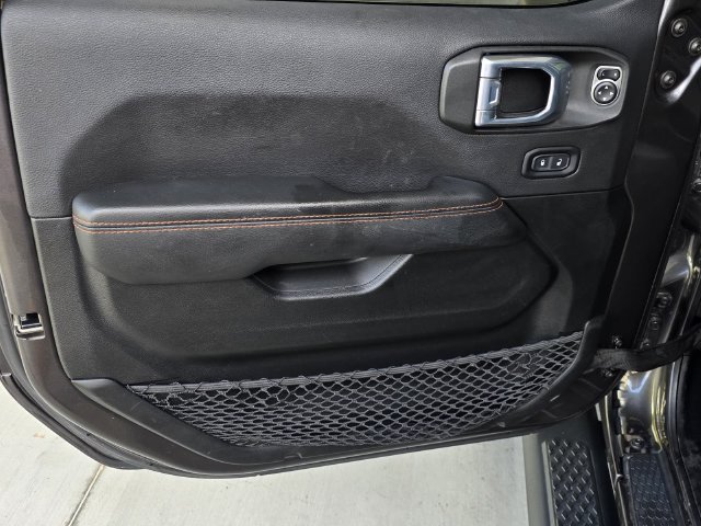 Used 2021 Jeep Gladiator Mojave w/ LED Lighting Group AWD/4WD image 34