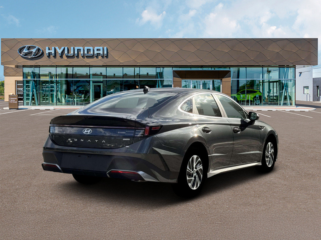 New 2026 Hyundai Sonata Blue FWD image 7
