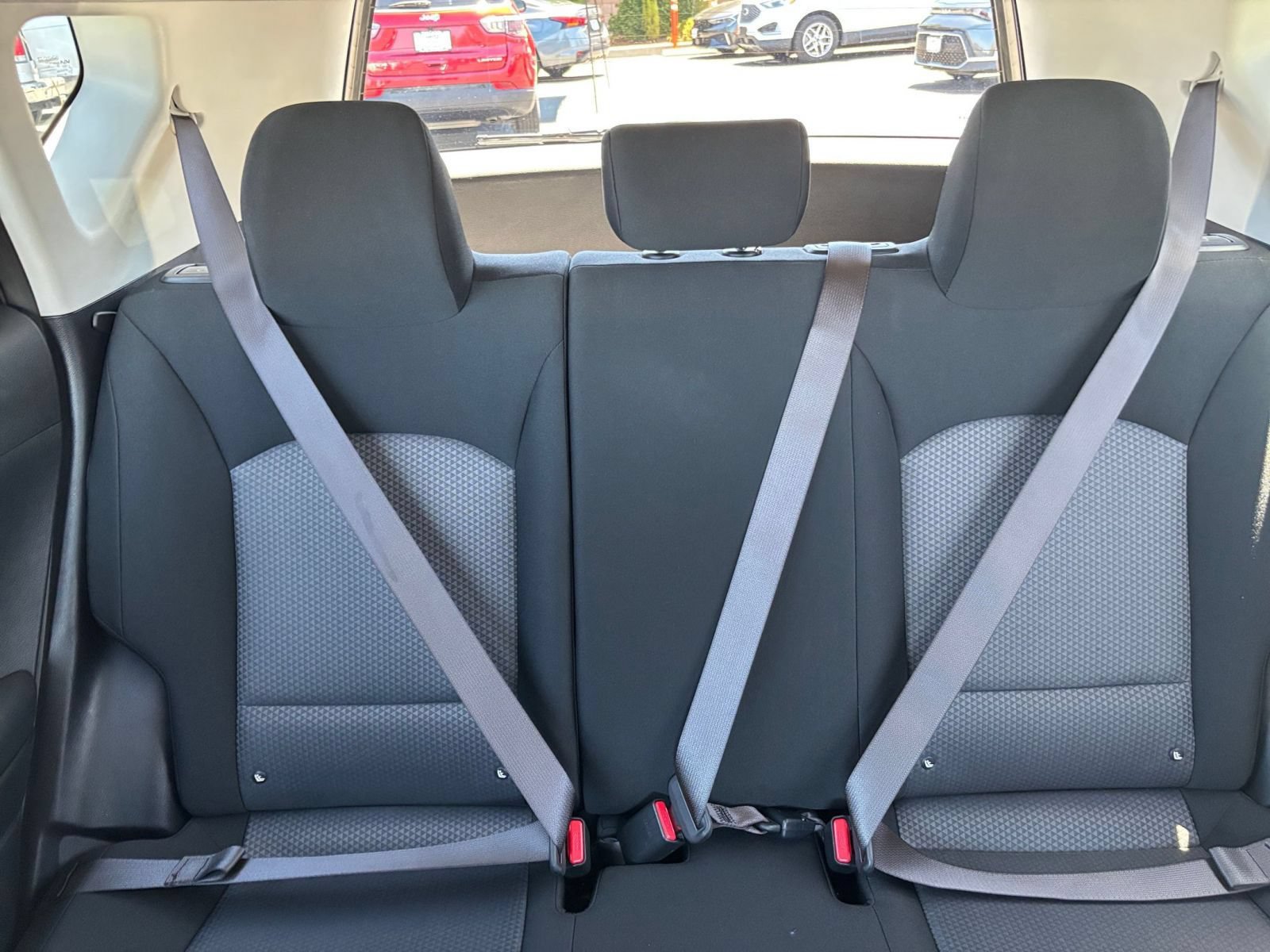 Used 2025 Kia Soul LX w/ LX Technology Package FWD image 36