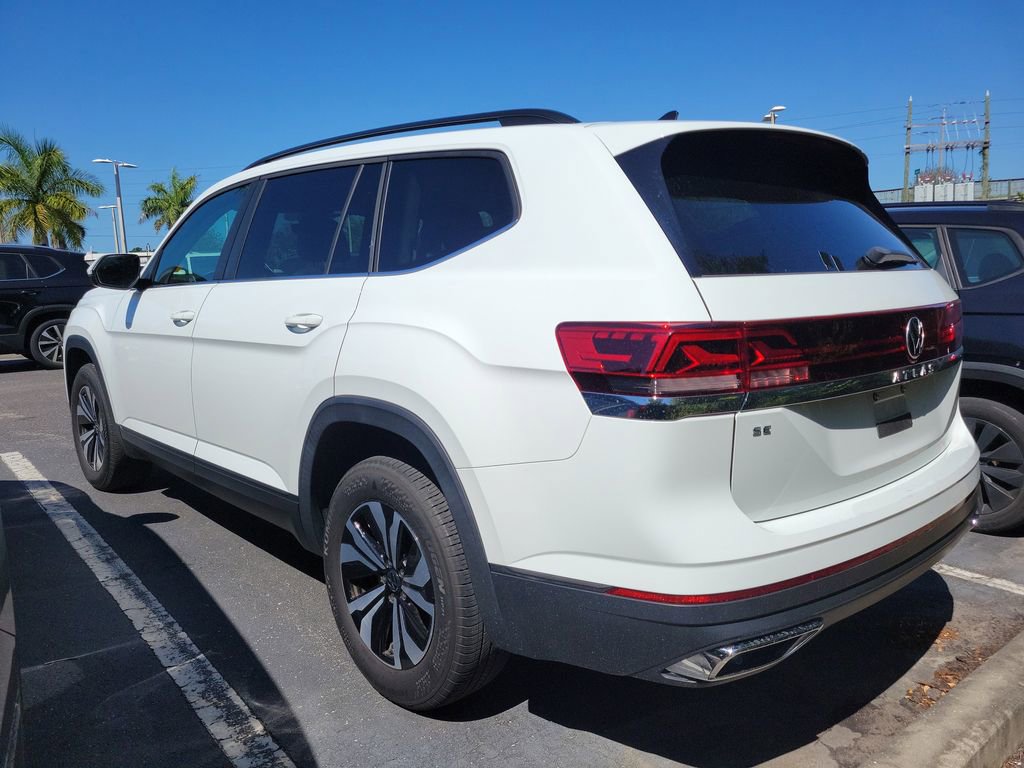 Used 2024 Volkswagen Atlas SE FWD image 4