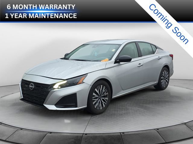 Used 2024 Nissan Altima 2.5 SV