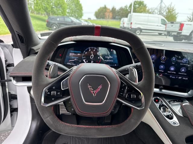 Used 2023 Chevrolet Corvette Stingray Premium Cpe w/ Z51 Performance Package RWD image 18