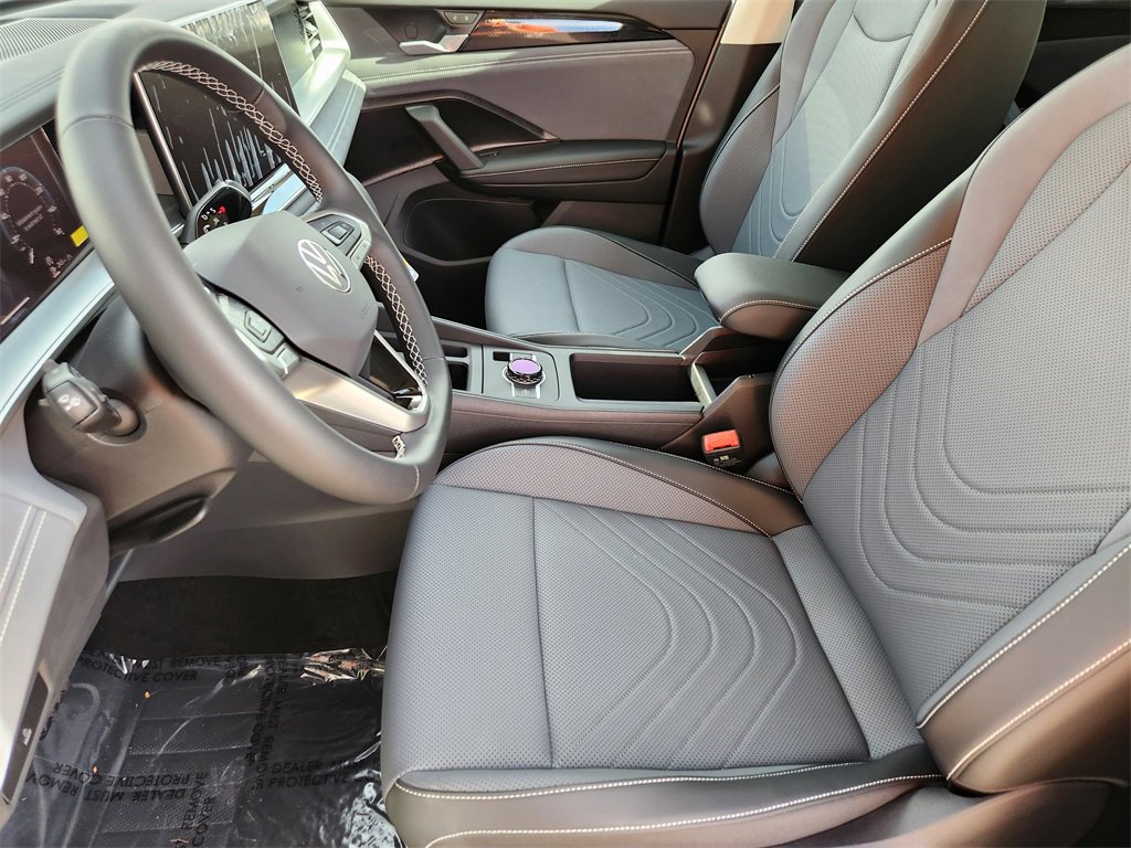 New 2026 Volkswagen Tiguan SE image 6