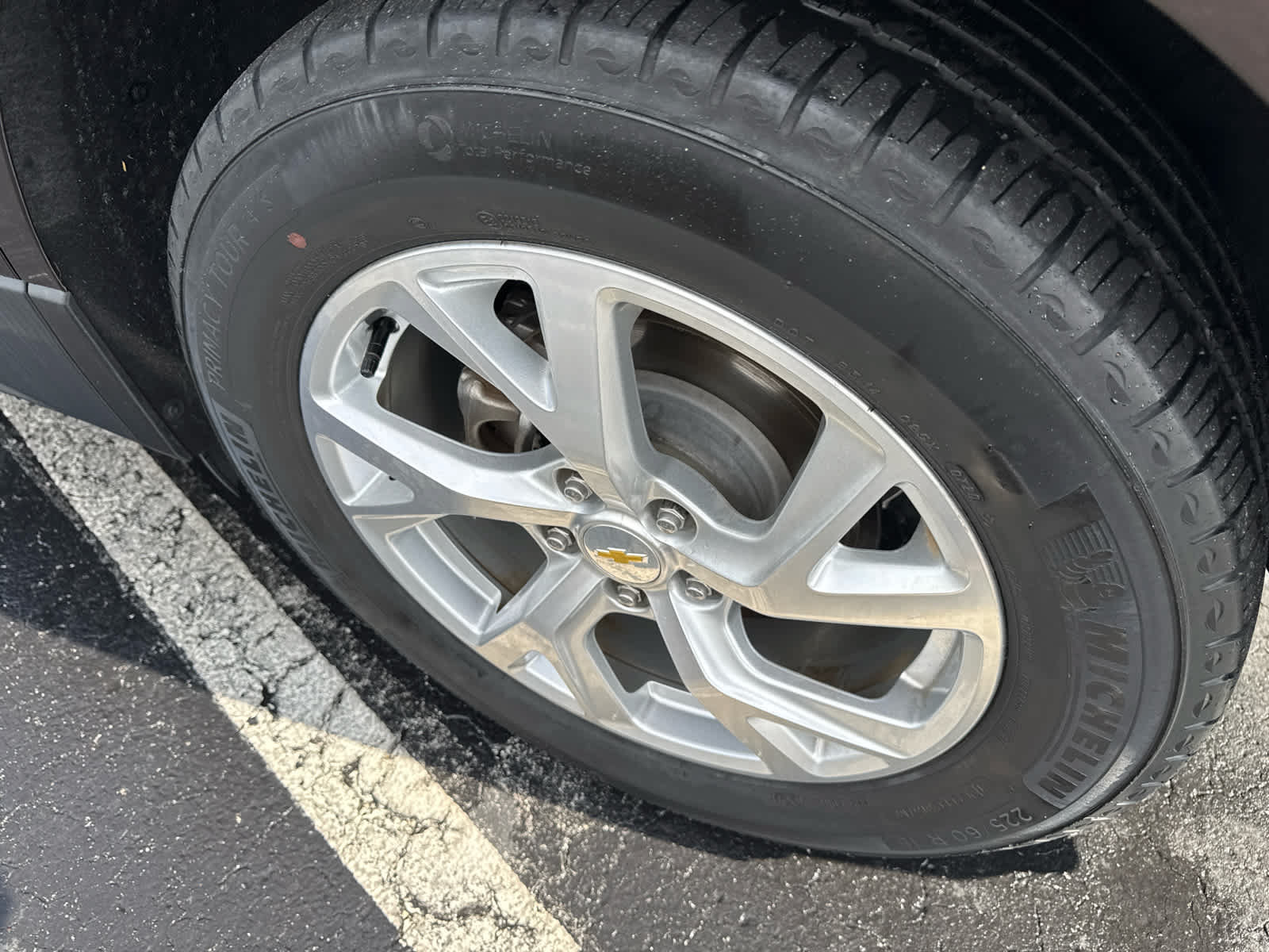 Used 2020 Chevrolet Equinox LT FWD image 9