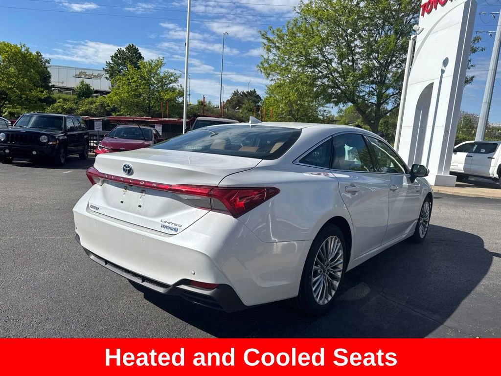 Used 2019 Toyota Avalon Limited w/ Advanced Safety Package FWD image 7