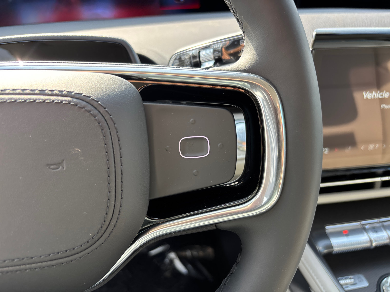 New 2026 Lincoln Nautilus Premier AWD/4WD image 18