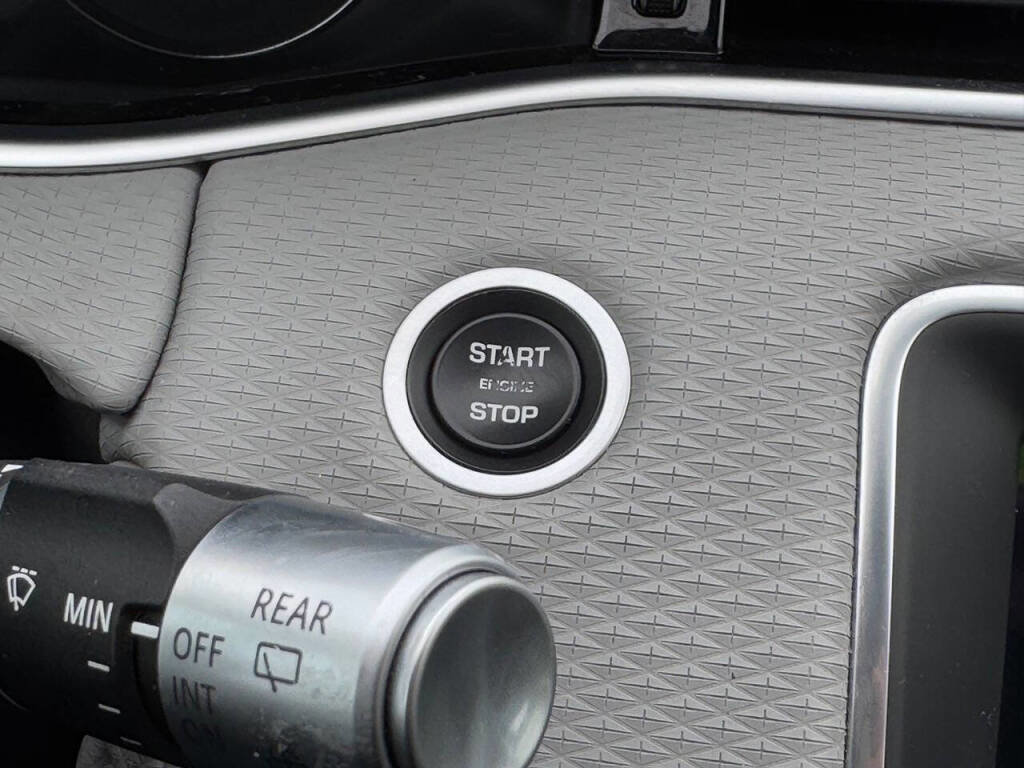 Used 2020 Land Rover Range Rover Evoque S image 14