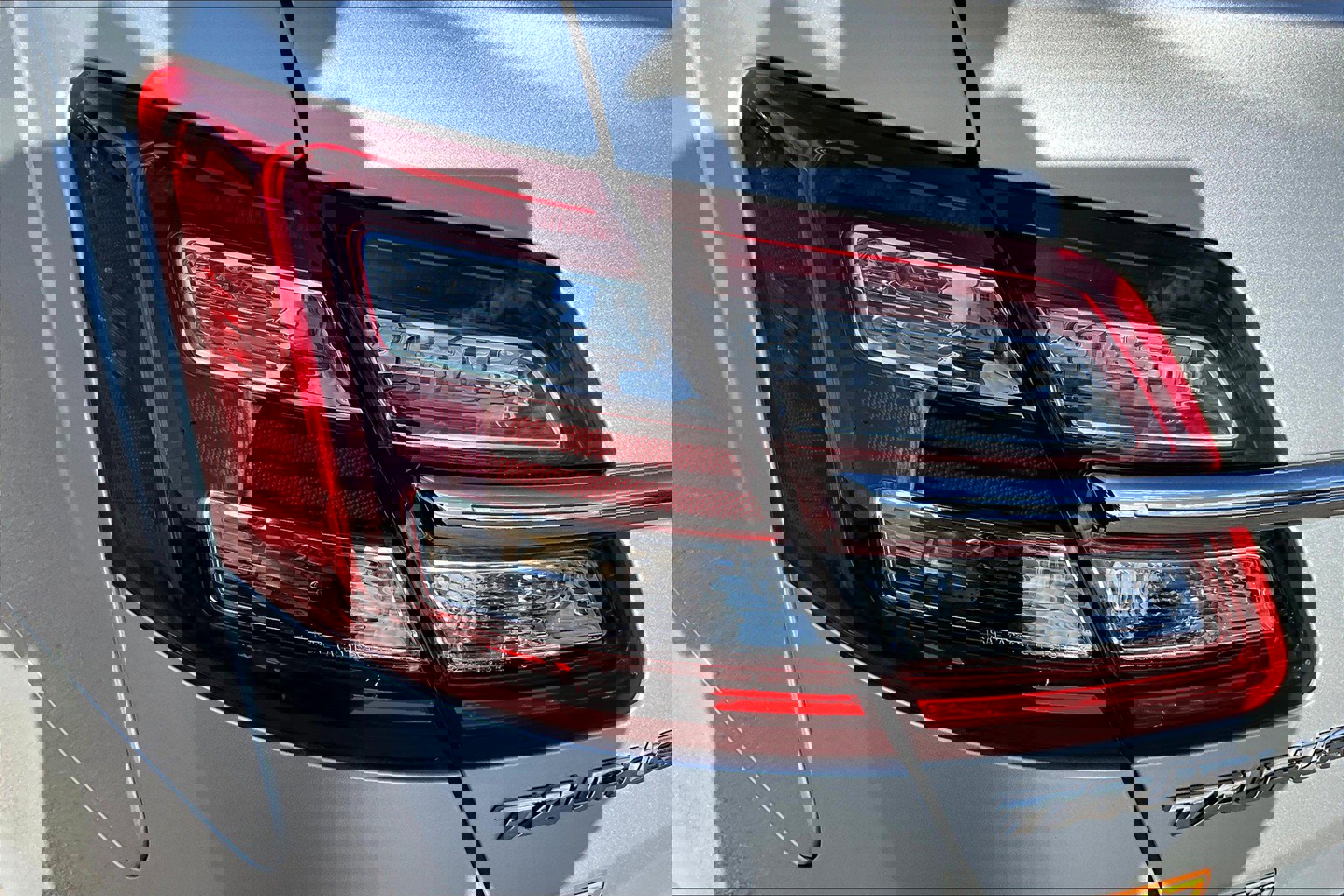 Used 2017 Ford Taurus Limited image 28