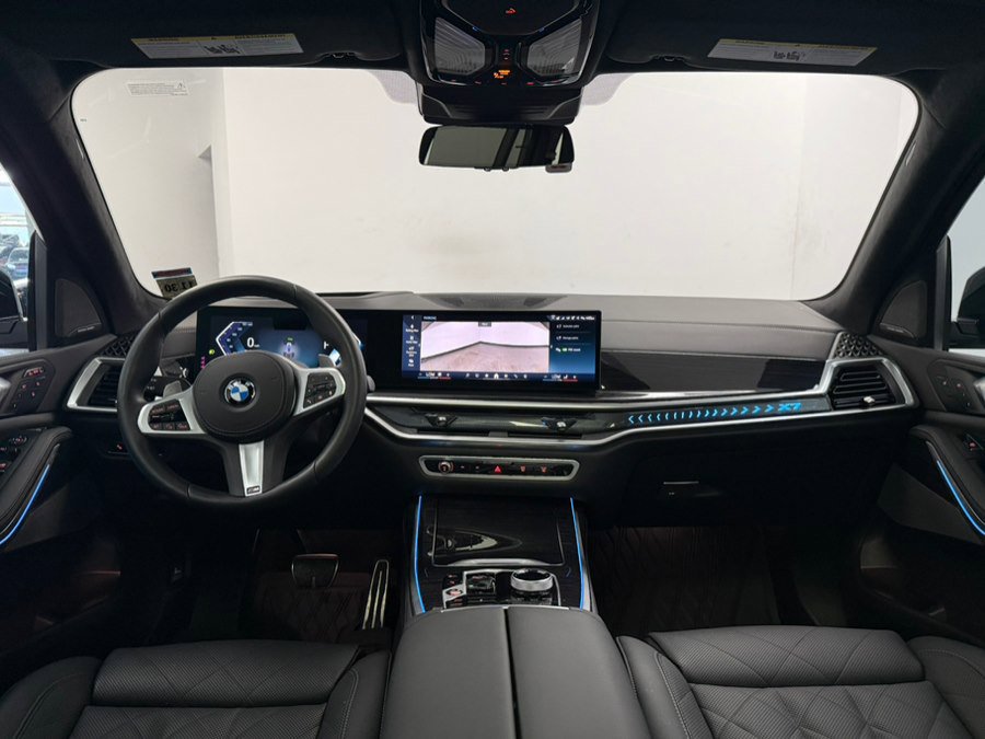 Used 2026 BMW X7 xDrive40i w/ Executive Package image 79