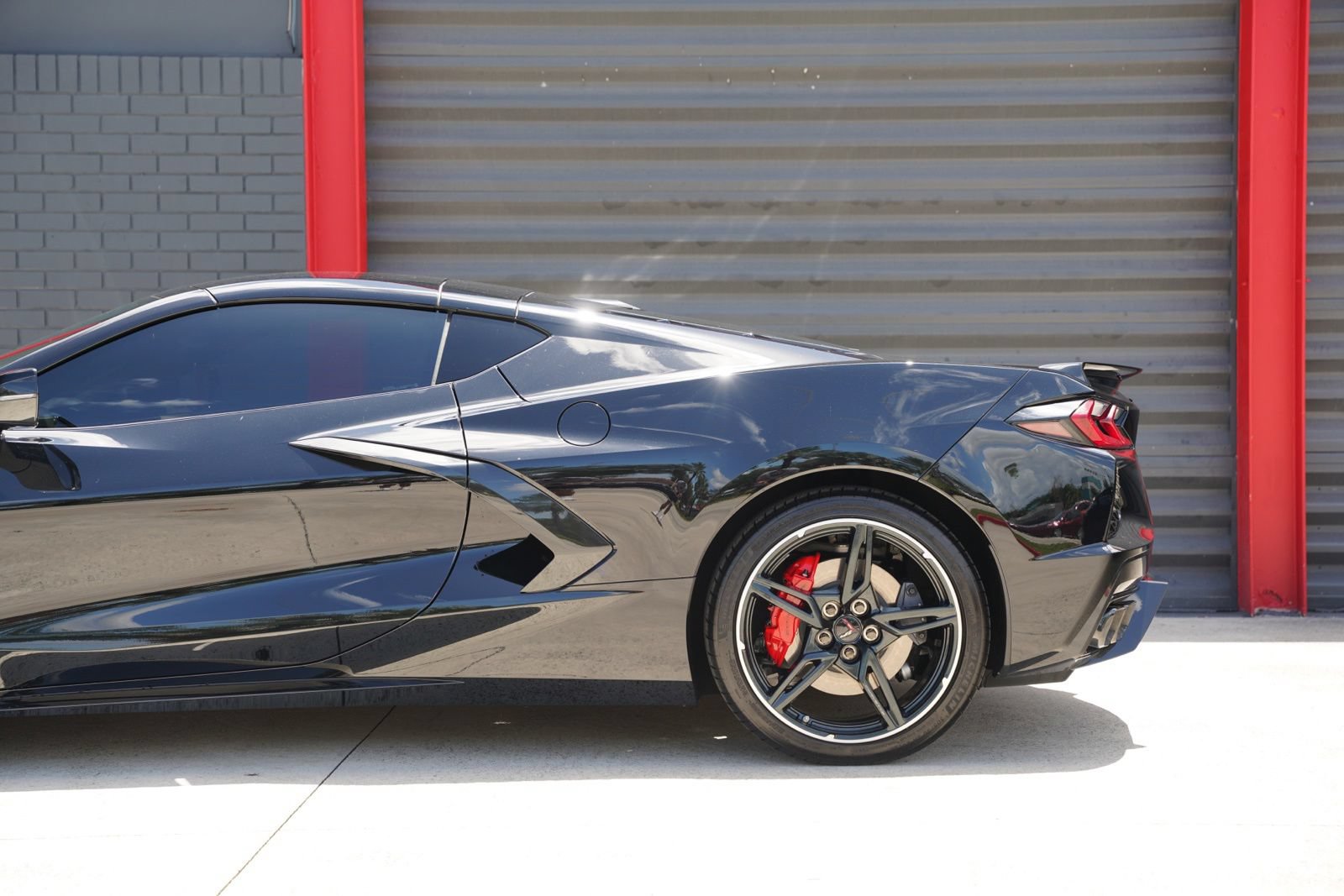 Used 2024 Chevrolet Corvette Stingray Coupe w/ 1LT RWD image 8