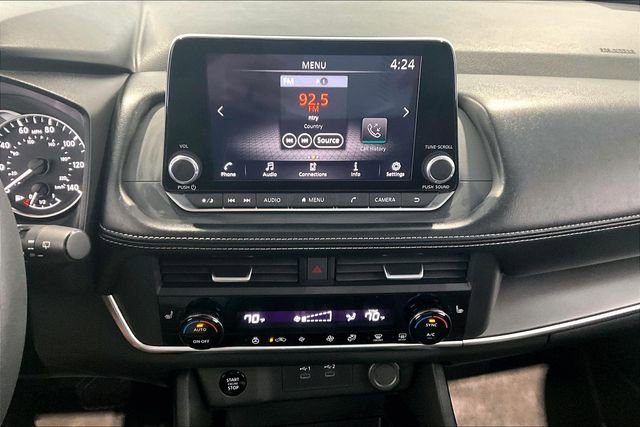 Used 2024 Nissan Rogue SV w/ SV Premium Package AWD/4WD image 15