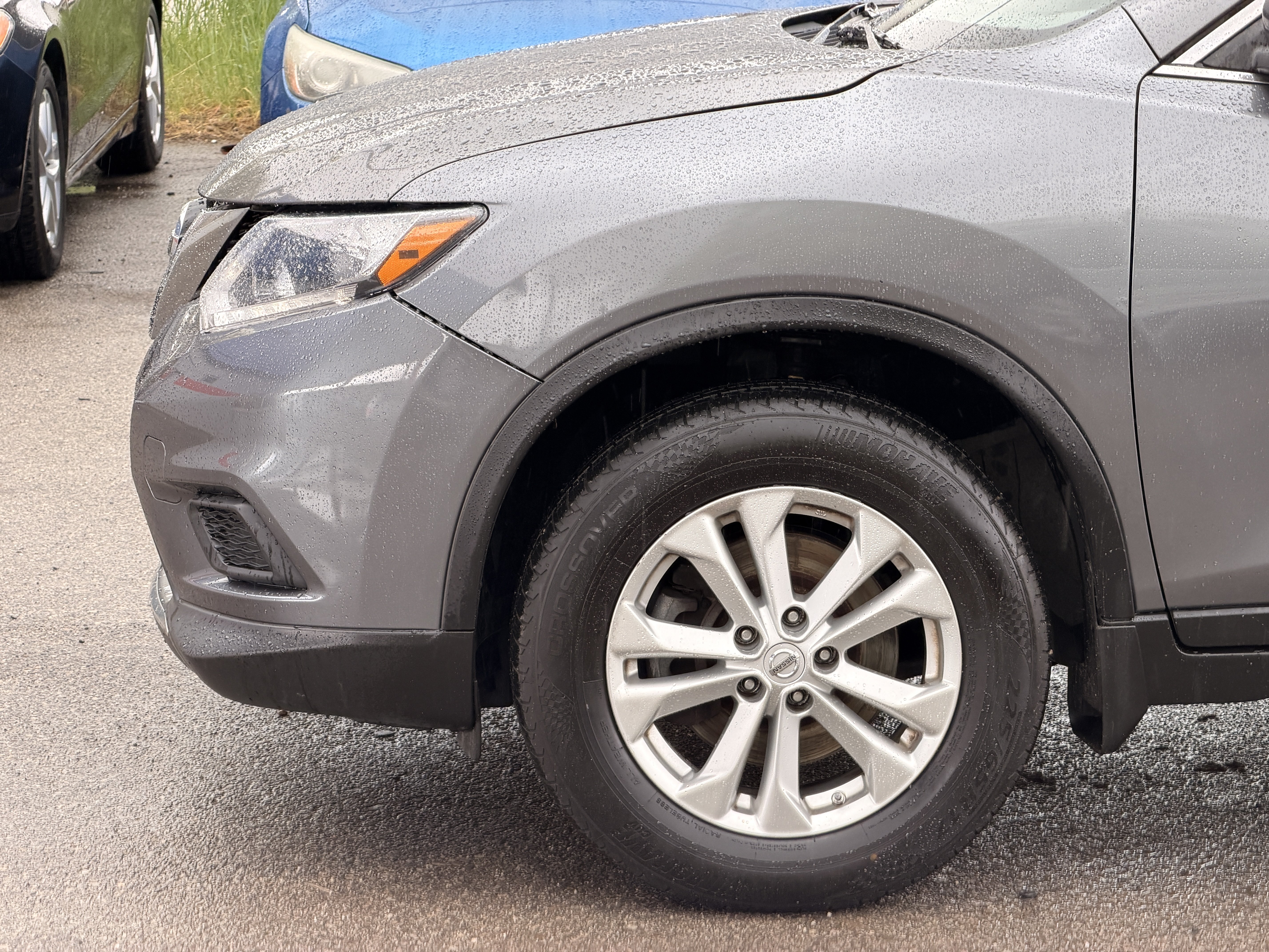 Used 2015 Nissan Rogue SV w/ SV Family Package AWD/4WD image 11