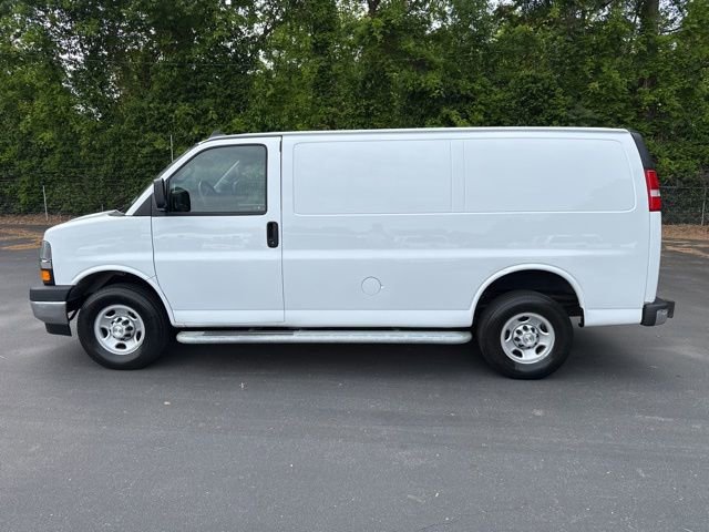 Used 2023 Chevrolet Express 2500 w/ Driver Convenience Package RWD image 2
