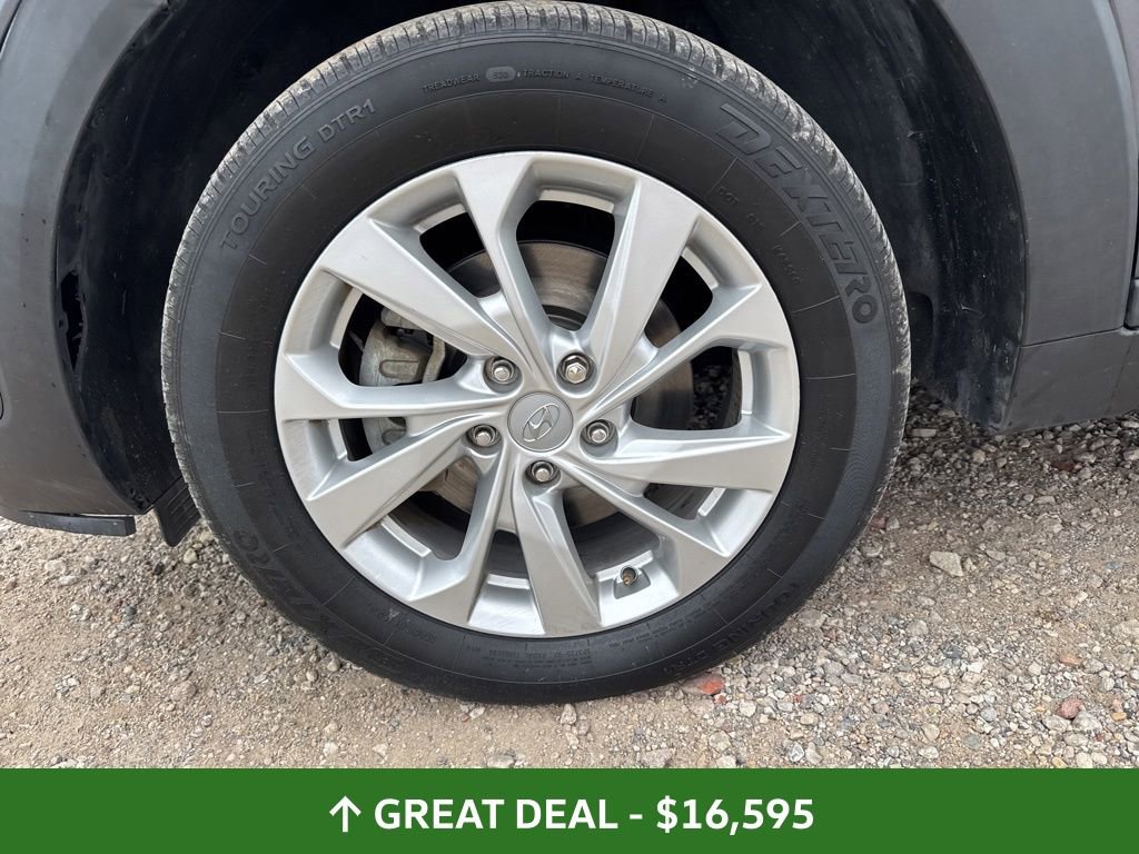 Used 2021 Hyundai Tucson SE image 19