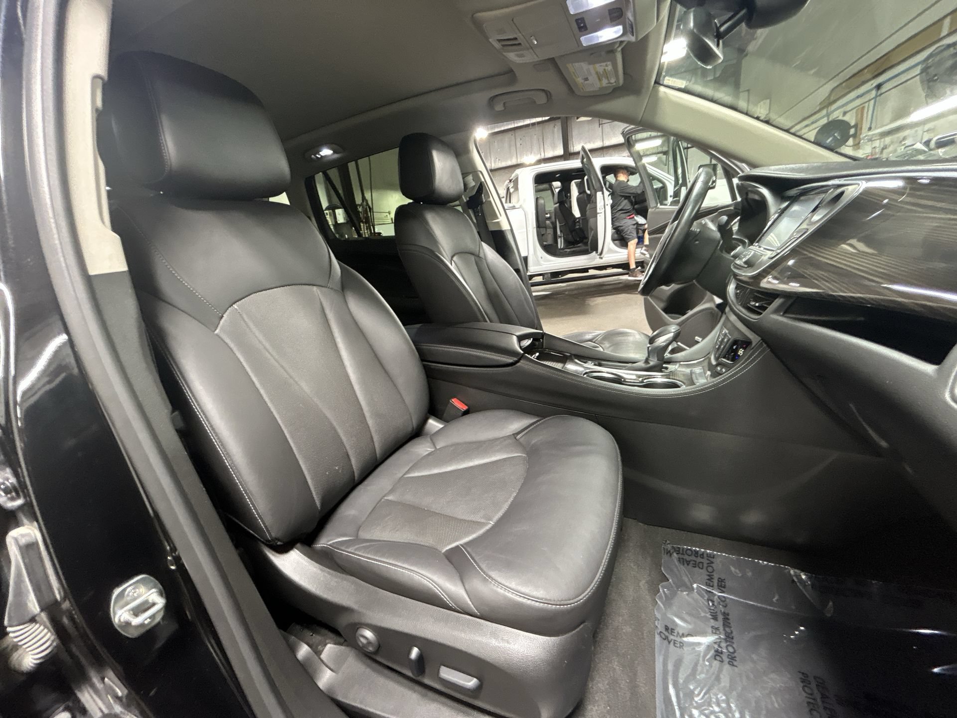 Used 2019 Buick Envision Premium w/ LPO, Active Package AWD/4WD image 30