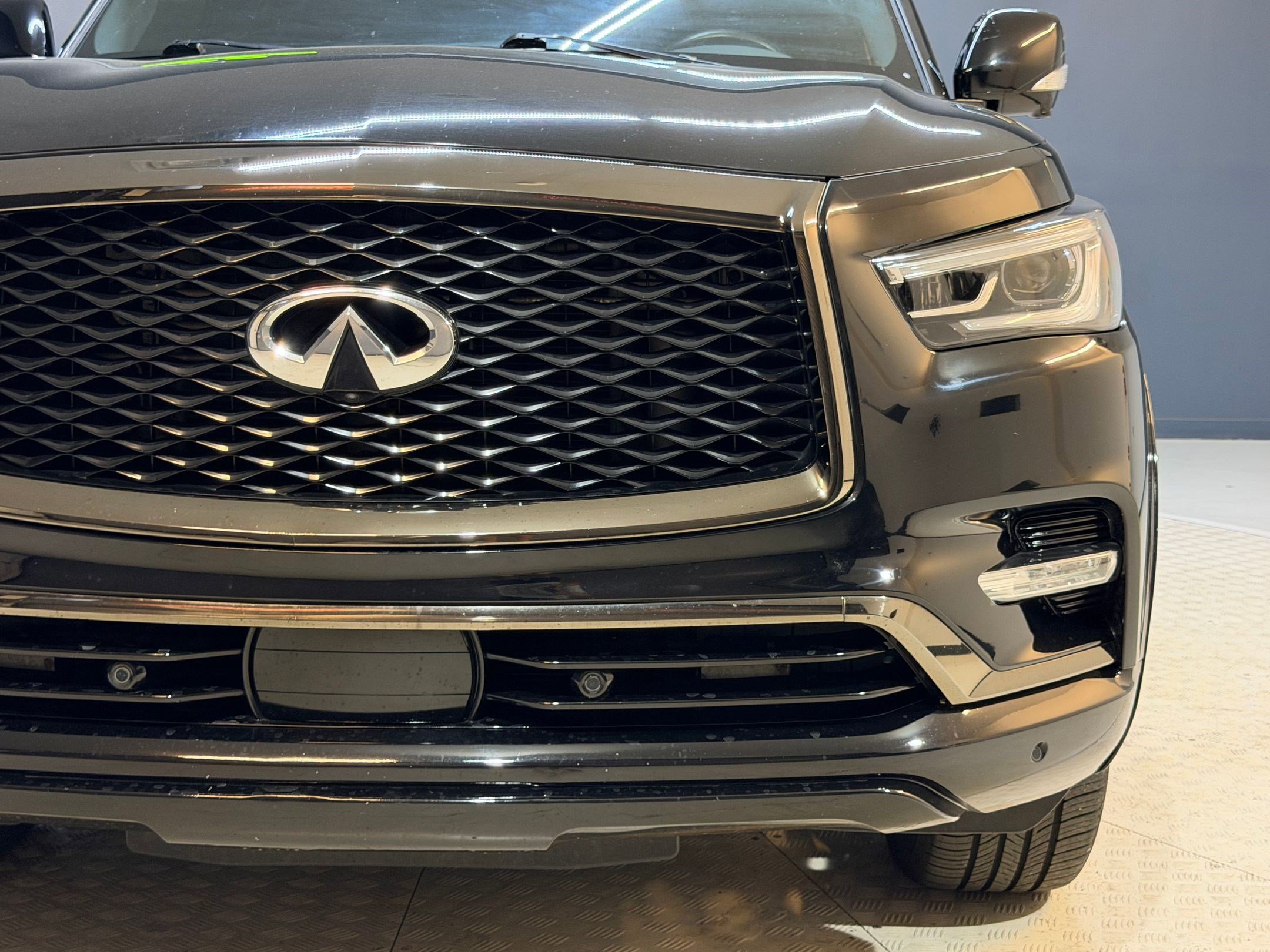 Used 2020 INFINITI QX80 Luxe w/ Edition 30 Package RWD image 23