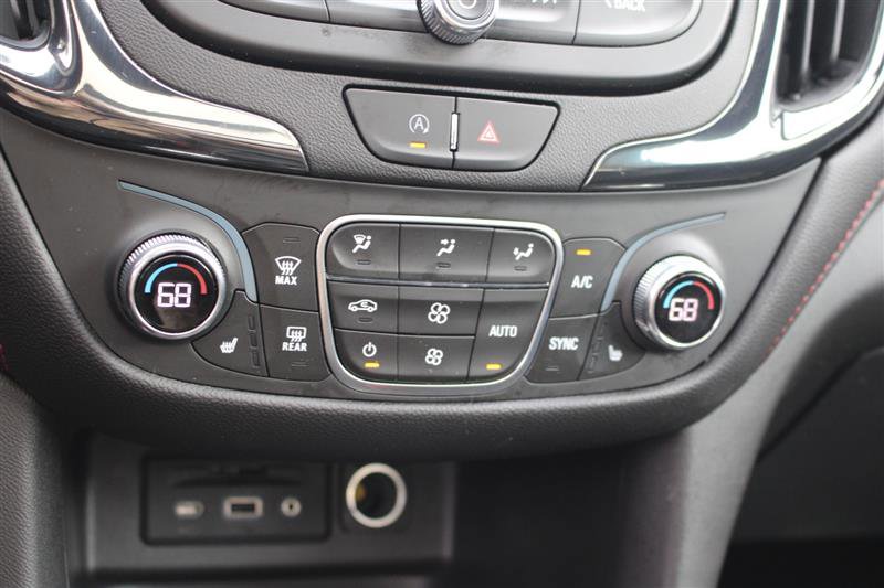 Used 2023 Chevrolet Equinox RS w/ RS Leather Package image 20